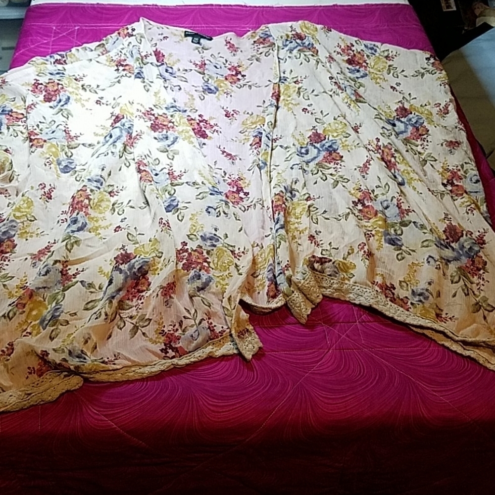 ✔5 for $25 Mason & McKenzie floral Sheer Kimono XL